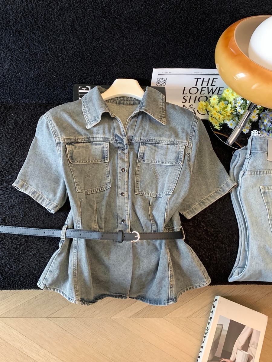 American Retro Denim Short Sleeve Shirt for Women Summer Waist-Cinching Slimming Design Top - Style b5b98a - Image 2