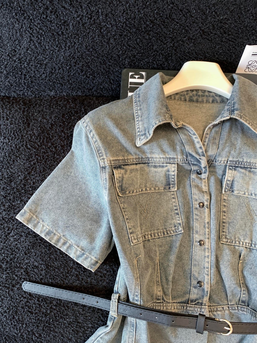 American Retro Denim Short Sleeve Shirt for Women Summer Waist-Cinching Slimming Design Top - Style b5b98a - Image 4