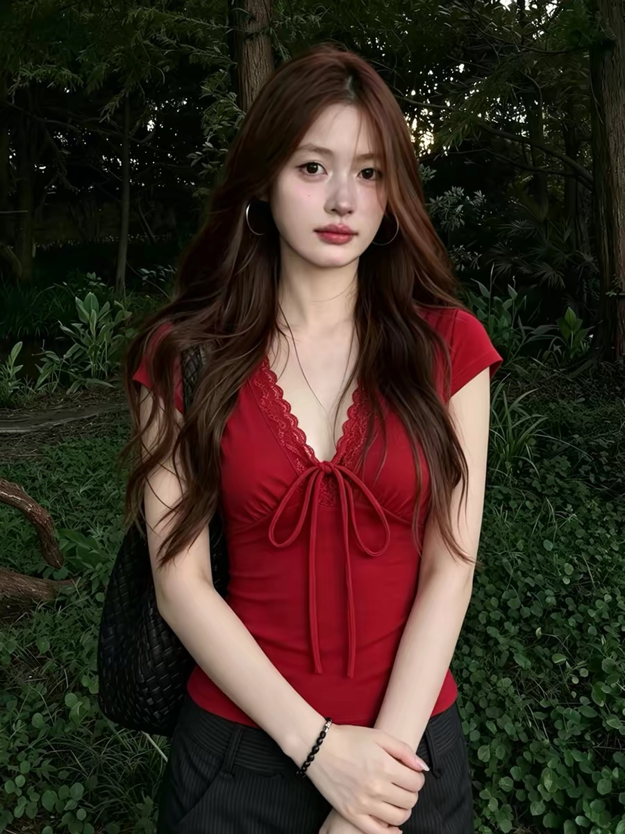 Red Lace Trim V-Neck Tie-Front Slim Short-Sleeve T-Shirt for Women 2026 Summer Dopamine Beach Top - Image 3