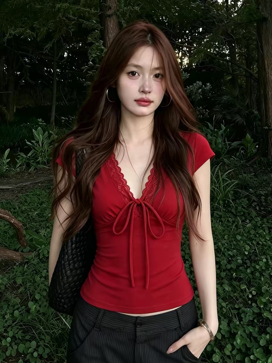 Red Lace Trim V-Neck Tie-Front Slim Short-Sleeve T-Shirt for Women 2026 Summer Dopamine Beach Top - Image 4