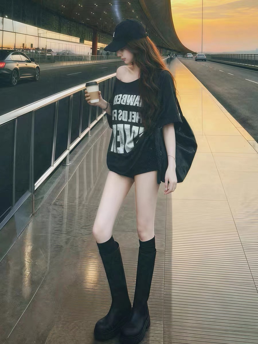 American Retro Black Letter Off-Shoulder Short-Sleeve T-Shirt for Women 2026 Summer Top Street Music Festival Outfit - Image 4