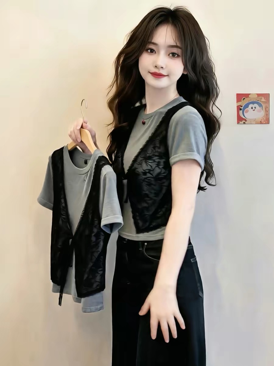 Gray Lace Vest Tie Design Short Sleeve T-Shirt Women Summer 2026 New - Image 2