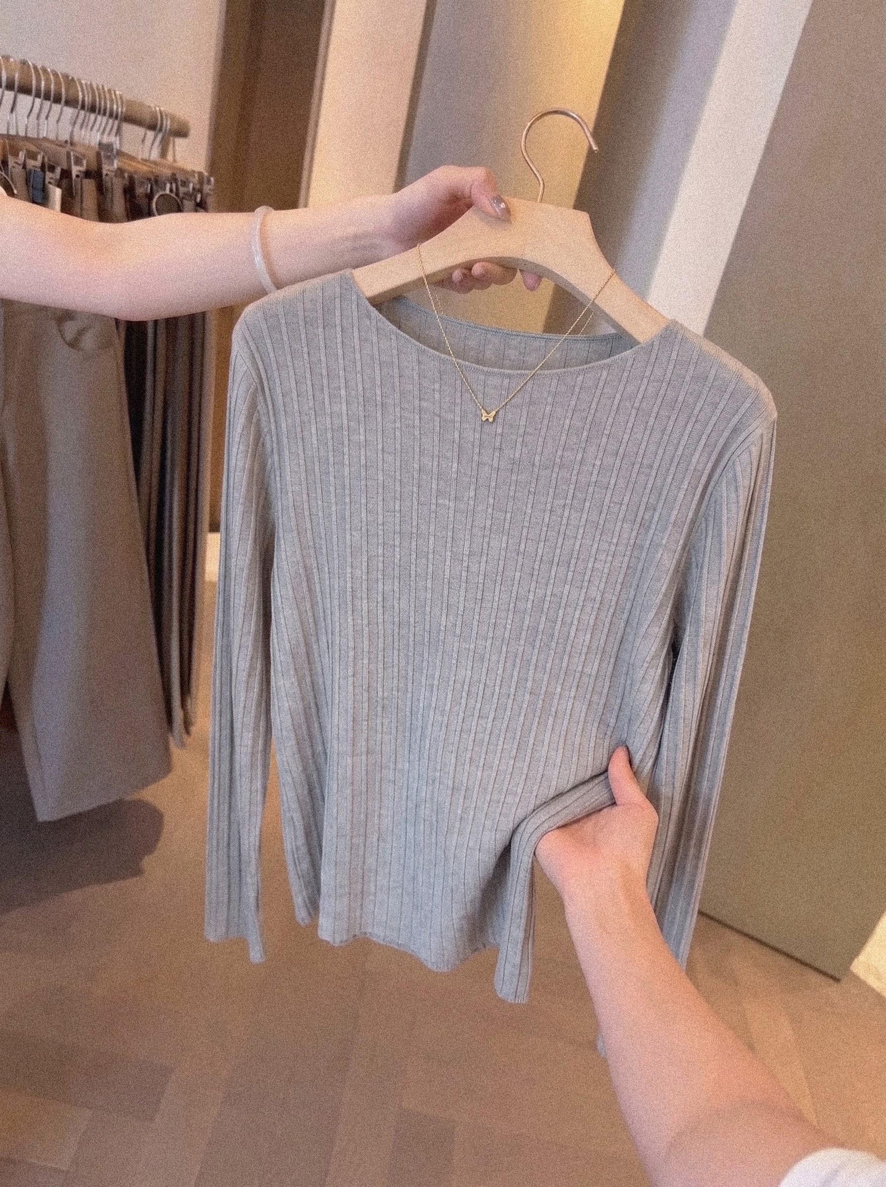 High-End Korean Early Autumn Women's Gray Long-Sleeve Egg Sun Protection T-Shirt Cover-Up Sheer Knit Top - Image 4