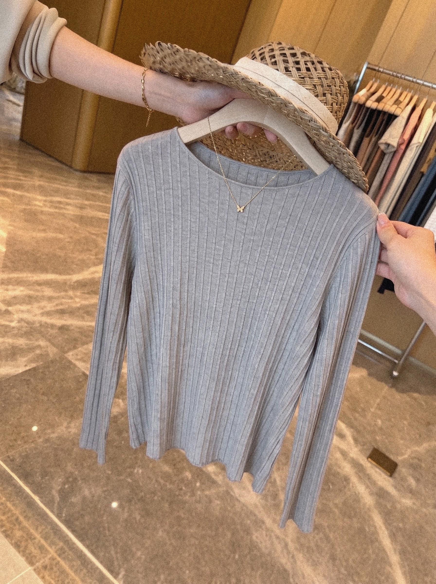 High-End Korean Early Autumn Women's Gray Long-Sleeve Egg Sun Protection T-Shirt Cover-Up Sheer Knit Top - Image 3