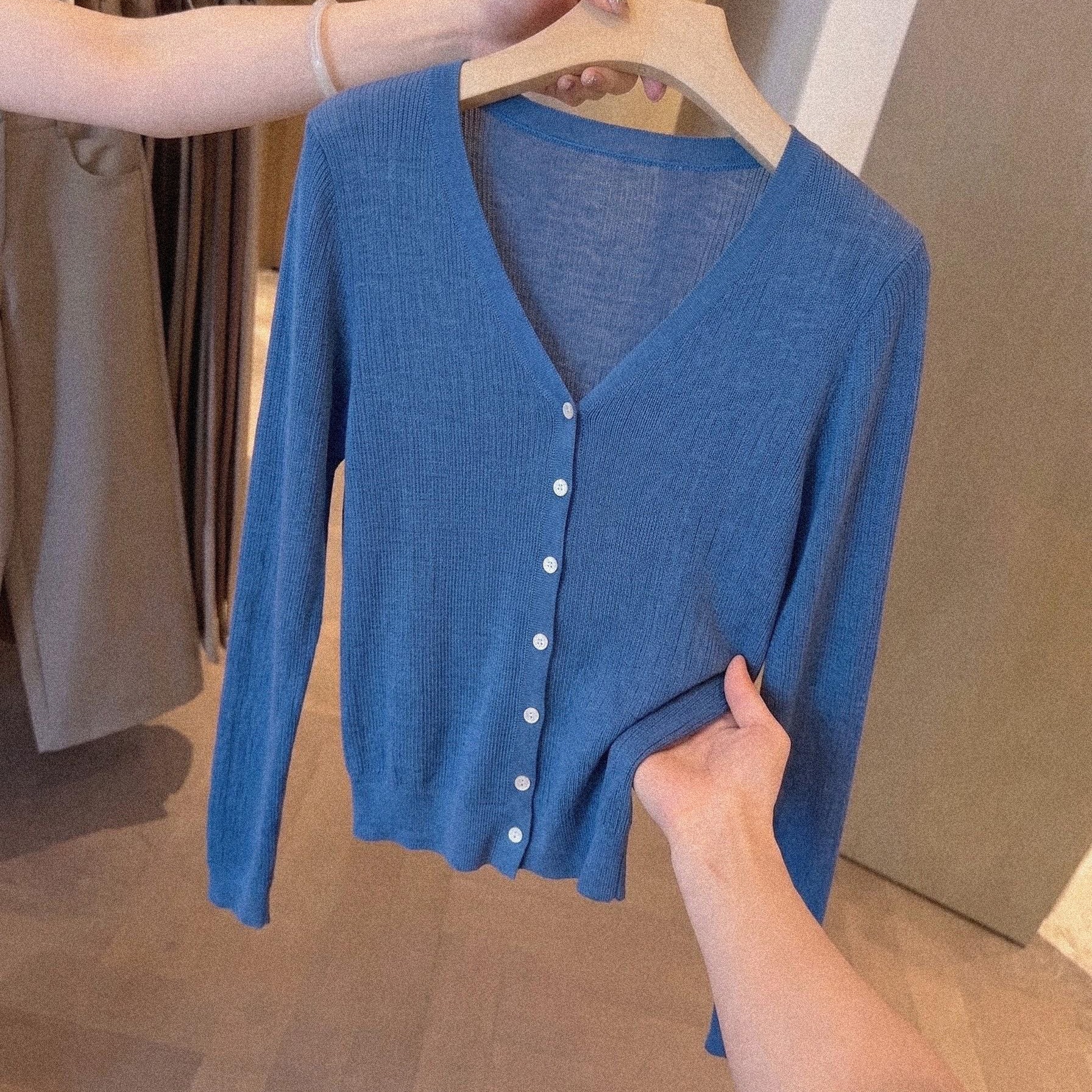 Elegant Lightweight Long Sleeve V-Neck Knit Cardigan for Women Korean Style Fall Top - Image 5